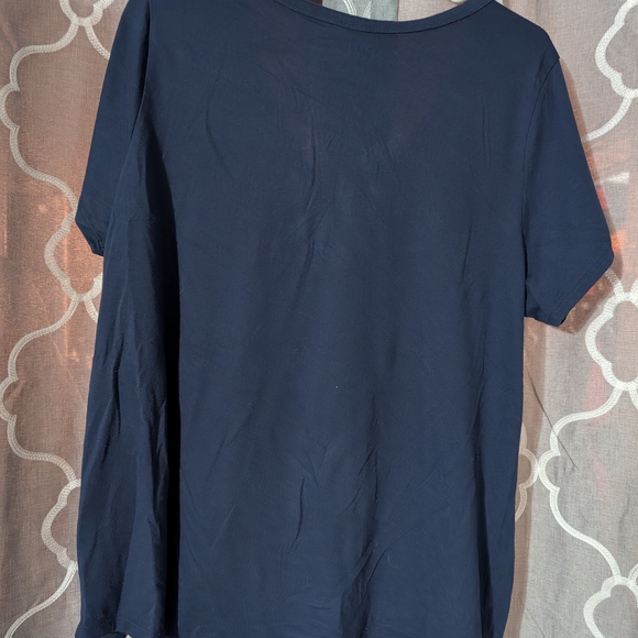 Old Navy Women's Short Sleeve V-Neck Tee - Deep Purple - Picture 6 of 6